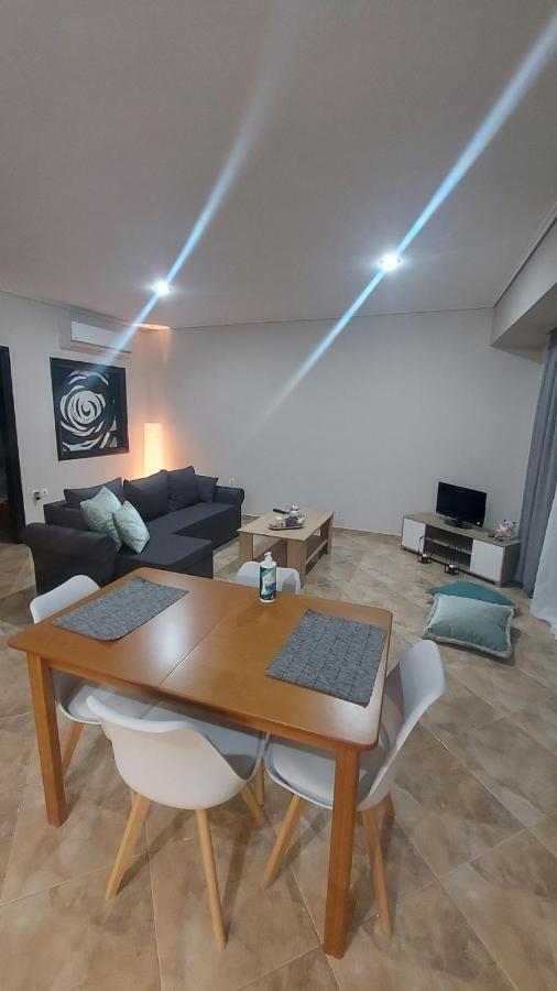Vanas Apartment Artemida  Exterior photo
